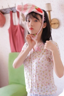 女子为钱让糟蹋视频